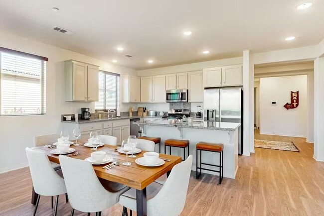 82747 Chaplin Ct in Indio, CA - Building Photo - Building Photo