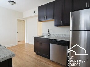 4036 N Ashland Ave, Unit E1 in Chicago, IL - Building Photo - Building Photo