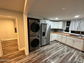 6 Broadway in Cohoes, NY - Building Photo - Building Photo