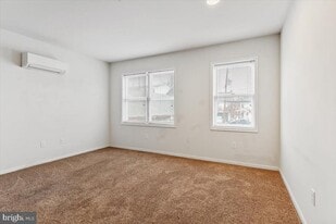 316 Bridge St in Phoenixville, PA - Building Photo