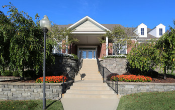 Brookstone Crossing Apartments in Cold Spring, KY - Building Photo - Building Photo