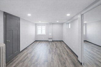 809 13th Ave SE in Minneapolis, MN - Foto de edificio - Building Photo