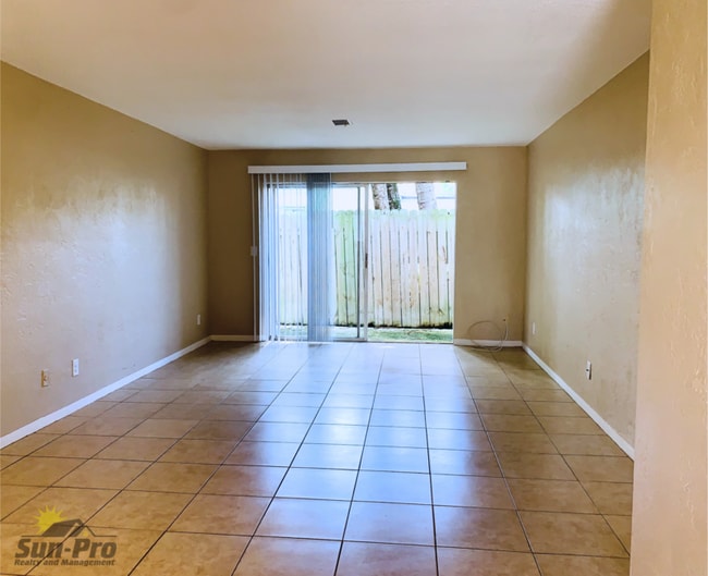 410 Butler Blvd in Daytona Beach, FL - Building Photo - Building Photo