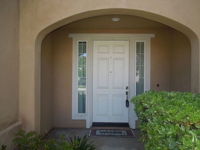 39288 Half Moon Cir in Murrieta, CA - Building Photo - Building Photo