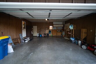 1218 Aldrich Way in Faribault, MN - Building Photo - Building Photo