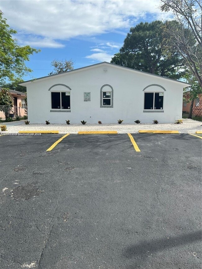 property at 840 SW 6th Ct