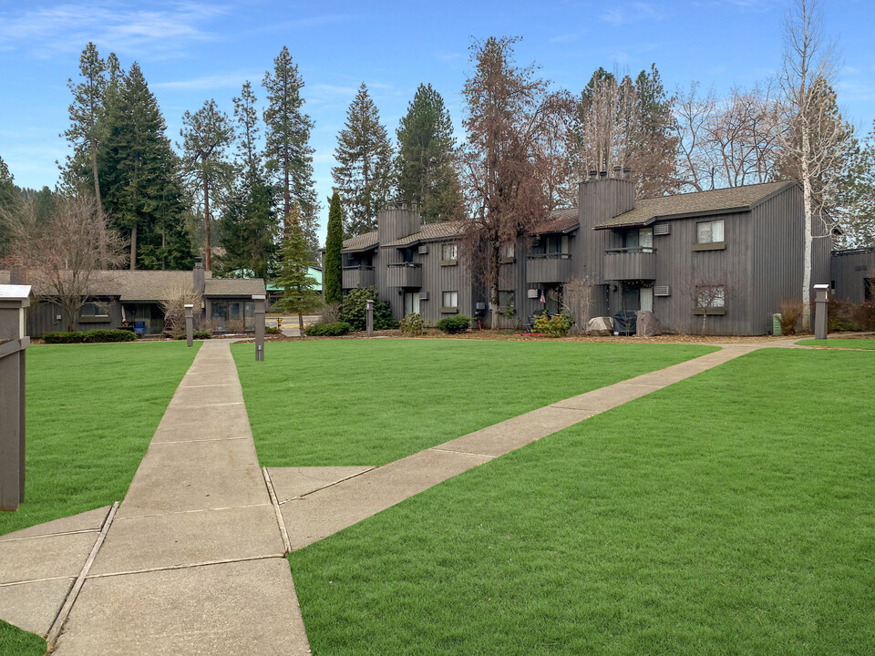 Lake Villa Apartments in Coeur d'Alene, ID - Foto de edificio