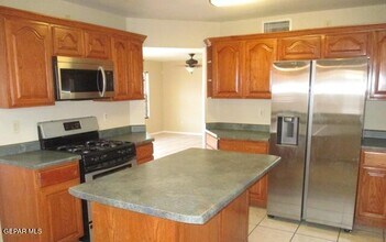 9008 Mercury St in El Paso, TX - Building Photo - Building Photo