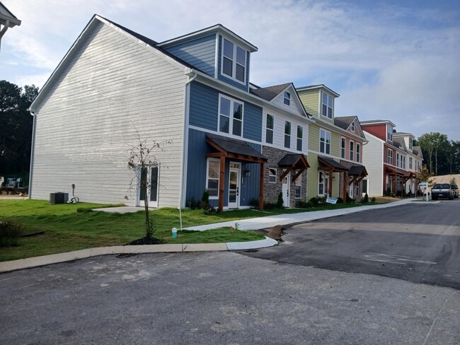 1911 Cypress Ln in Cleveland, TN - Building Photo - Building Photo