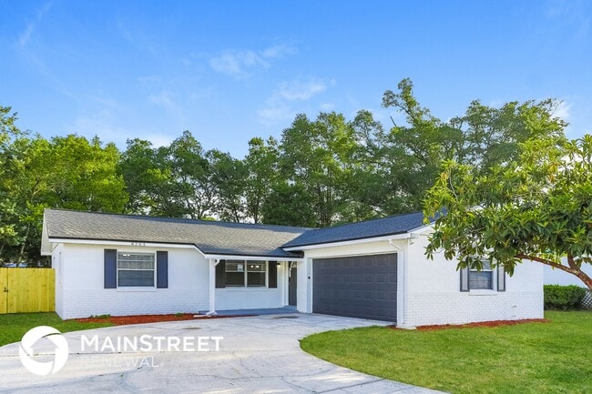 8203 Ireland Dr in Jacksonville, FL - Building Photo - Building Photo