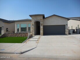 7405 Norte Portugal Ln in El Paso, TX - Building Photo