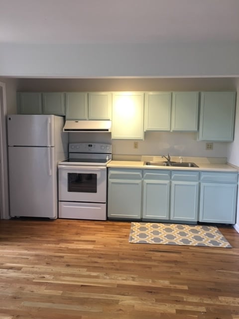 property at 8060 Niwot Rd