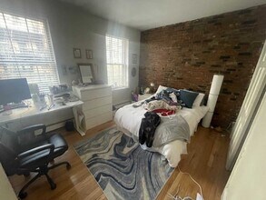 83 Waltham St, Unit 1 in Boston, MA - Foto de edificio - Building Photo