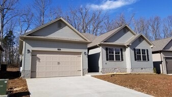 716 Red Maple St in Bowling Green, KY - Building Photo