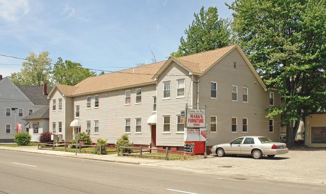 53 Kinsley St in Nashua, NH - Foto de edificio - Building Photo