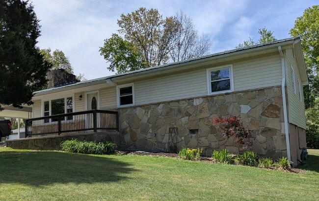 property at 708 Prentice St