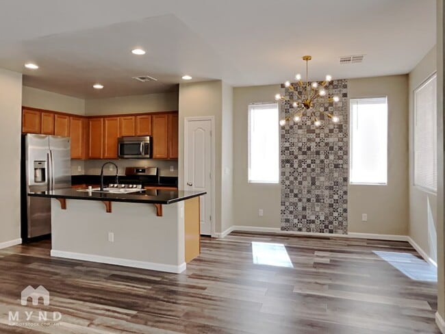 8041 San Mateo St in North Las Vegas, NV - Building Photo - Building Photo