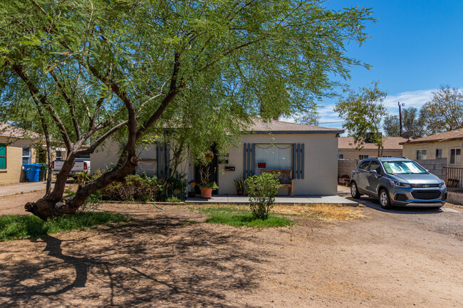 2513 E Willetta St in Phoenix, AZ - Building Photo - Building Photo