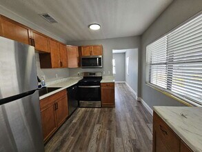 814 Tropic St in Titusville, FL - Building Photo - Building Photo