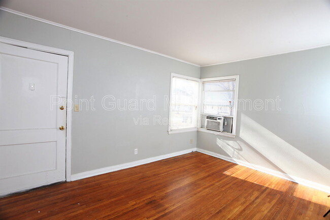 1728 N Holyoke Ave in Wichita, KS - Building Photo - Building Photo
