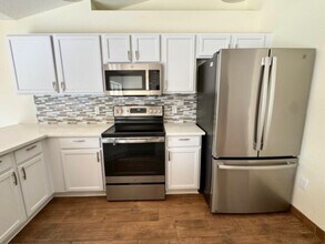 1840 Montecito Ave in Deltona, FL - Building Photo - Building Photo