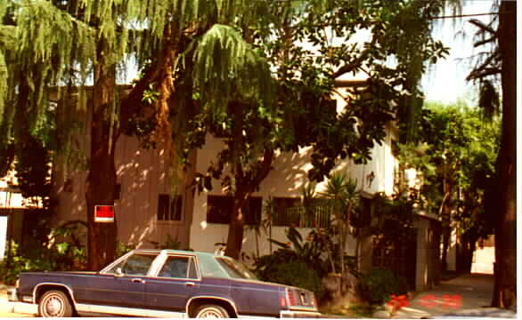 Chandler Boulevard Apartments in North Hollywood, CA - Building Photo - Building Photo