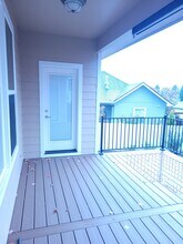 396 Patricia Ln in Eagle Point, OR - Building Photo - Building Photo