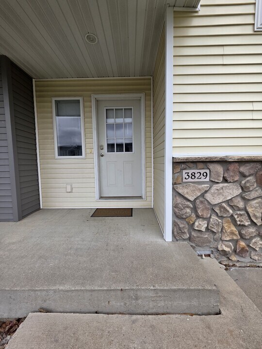 3829 Marigold Dr in Ames, IA - Building Photo