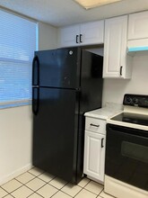 5200 NW 31st Ave in Fort Lauderdale, FL - Foto de edificio - Building Photo