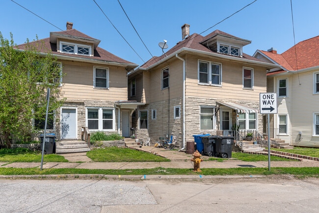 1527 8th Ave, Unit 2