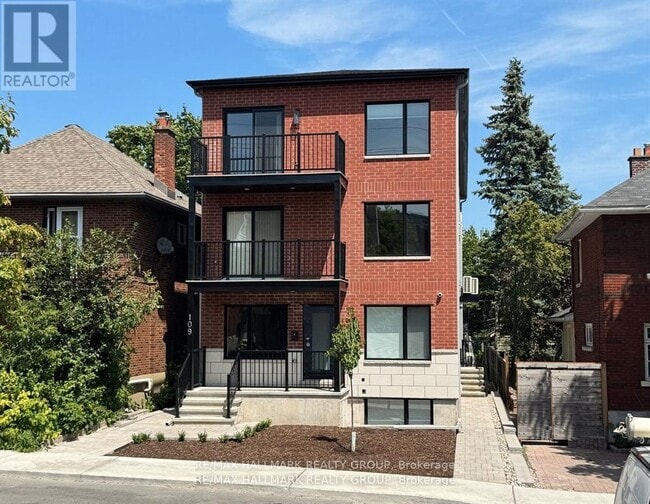 109 Russell Ave in Ottawa, ON - Building Photo - Building Photo