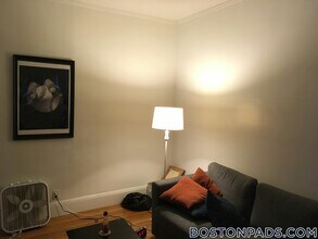 163 Summer St, Unit 3 in Somerville, MA - Building Photo - Building Photo