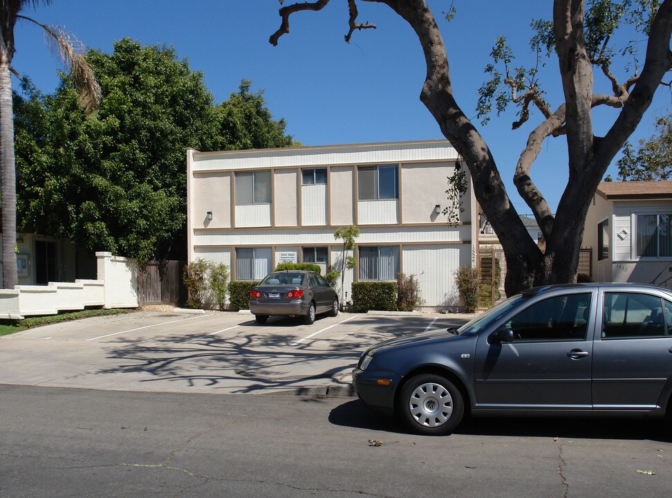 1524 Missouri St in San Diego, CA - Building Photo