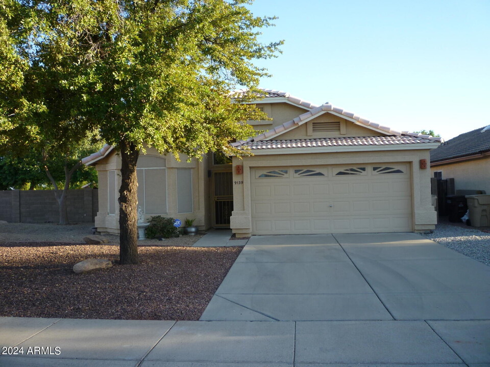 9139 W Canyon Dr in Peoria, AZ - Building Photo