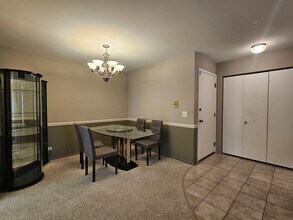 1120 Woodbury Ln in Wheeling, IL - Building Photo - Building Photo