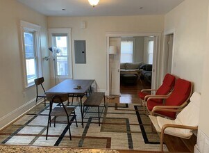 14 Bay State Ave, Unit 2 in Somerville, MA - Building Photo - Building Photo