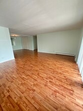 10353 Dearlove Rd, Unit 3I in Glenview, IL - Building Photo - Building Photo