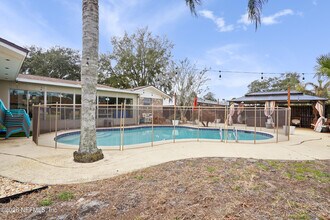 6717 Lenczyk Dr in Jacksonville, FL - Building Photo - Building Photo