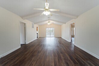 70 Laguna Way in Hot Springs, AR - Building Photo - Building Photo