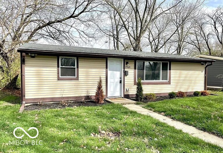 2949 Wallace Ave in Indianapolis, IN - Building Photo