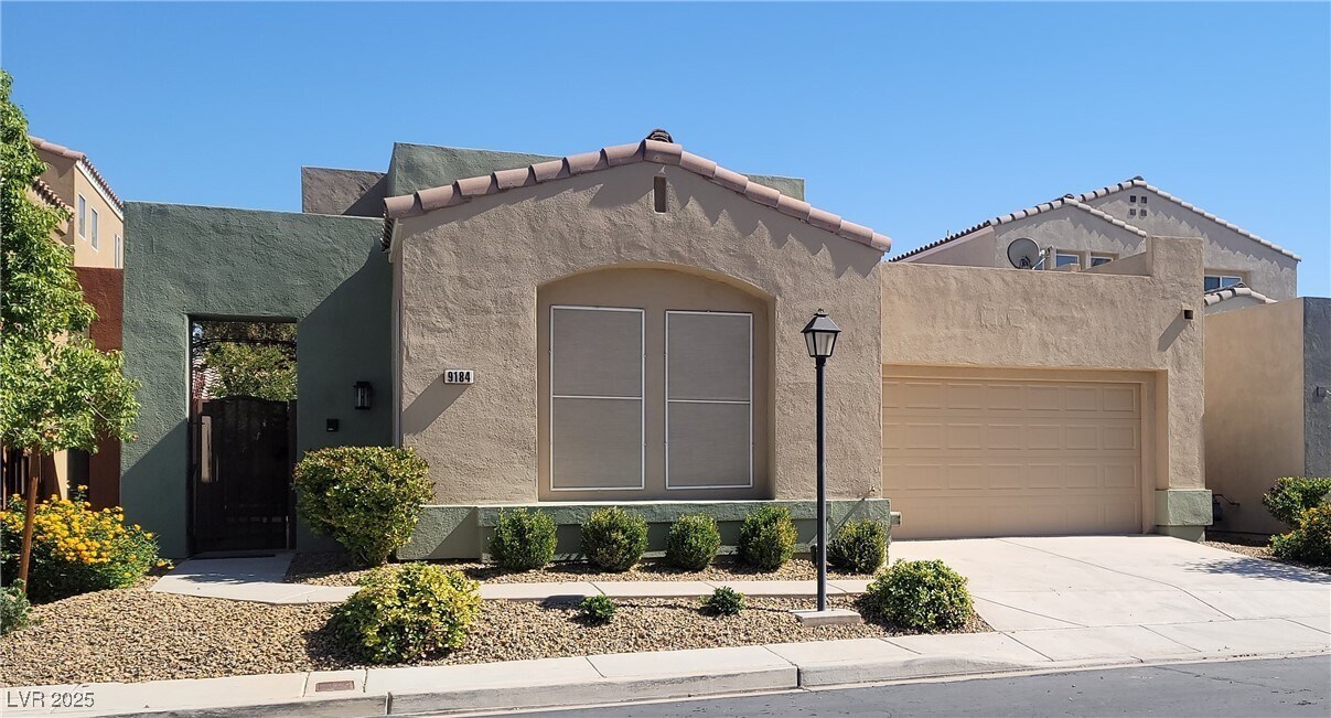 9184 Long Island St in Las Vegas, NV - Building Photo