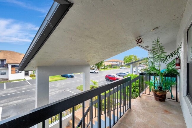 5770 Princess Palm Ct in Delray Beach, FL - Building Photo - Building Photo