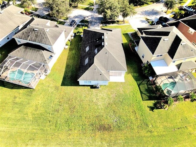 20032 Nob Oak Ave in Tampa, FL - Foto de edificio - Building Photo