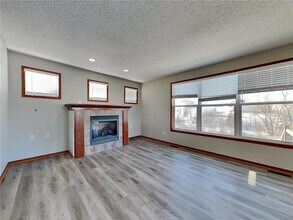 2248 Longhorn Ln in Buffalo, MN - Building Photo - Building Photo