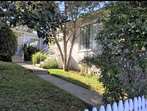 836 3rd St in Encinitas, CA - Building Photo - Building Photo