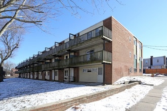 Laurene Gardens Condominium in Philadelphia, PA - Building Photo - Building Photo