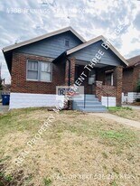 4308 Jennings Station Rd in St. Louis, MO - Building Photo