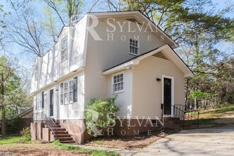200 Chapelwhite Rd in Irmo, SC - Building Photo - Building Photo