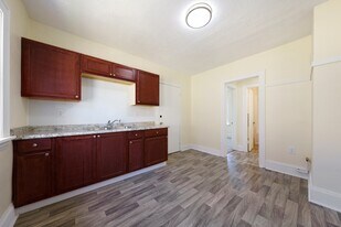 3799 E 114th St, Unit 1 DN in Cleveland, OH - Building Photo