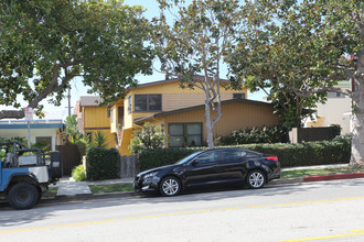 1615 Centinela Ave in Santa Monica, CA - Building Photo - Building Photo